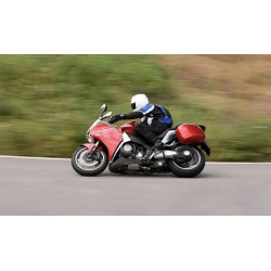 Metzeler Roadtec Z8 Interact M 120/70 ZR 17 Y 160/60 ZR M 17